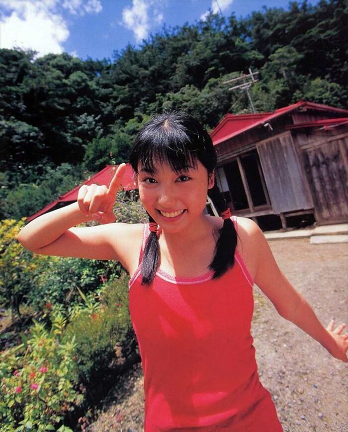 Mitsuya Yoko 三津谷葉子 8th image