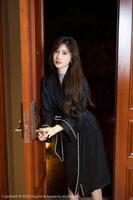 [MyGirl美媛馆]Vol.628_模特美桃酱珠三角旅拍私房脱睡袍露黑色蕾丝内衣撩人诱惑写真57P