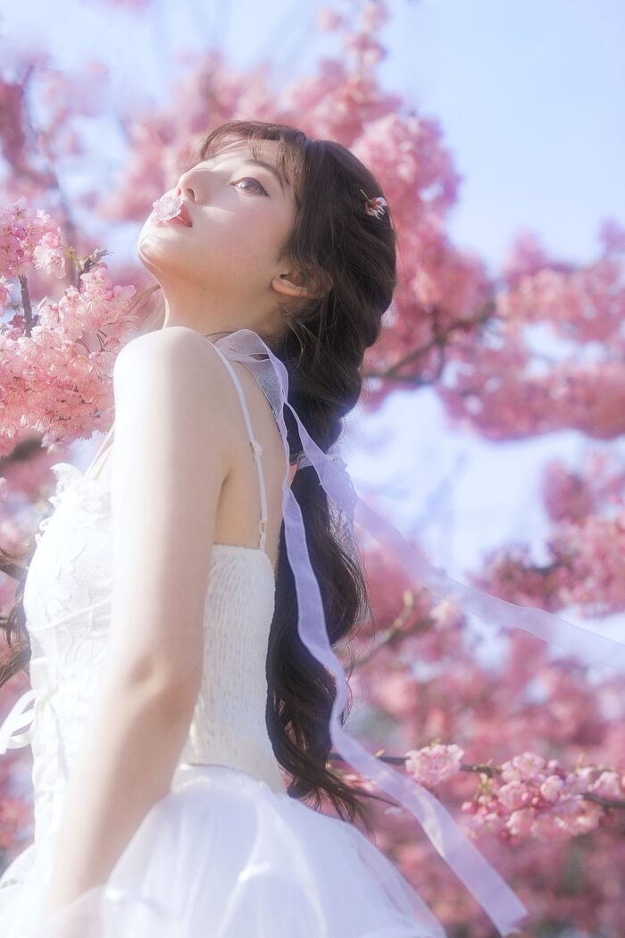 YiTuYu 艺图语 Vol.1012 Yi Zi Yiii 13th image