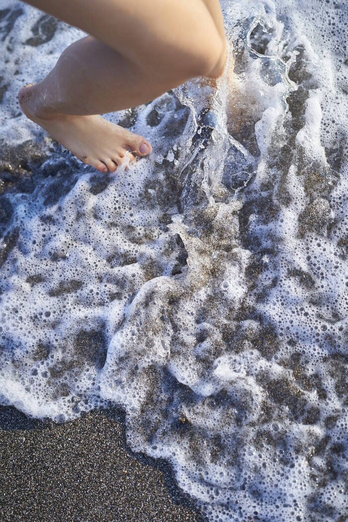 FLASH Photobook Yuka Someya Yuka Someya - 01 Dyed in sweat 02 Dyed in soft serve ice cream 2020-10-27 35th image