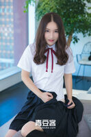 [AOTO-Guest Qingdouke]2017.11.26_嫩模魏扭扭性感Student 装半脱秀白蕾丝内裤Photo 50P