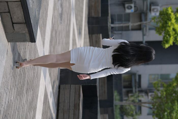 MoJing 魔镜街beat No.137 Street photo of beauty in white uniform C 34th image