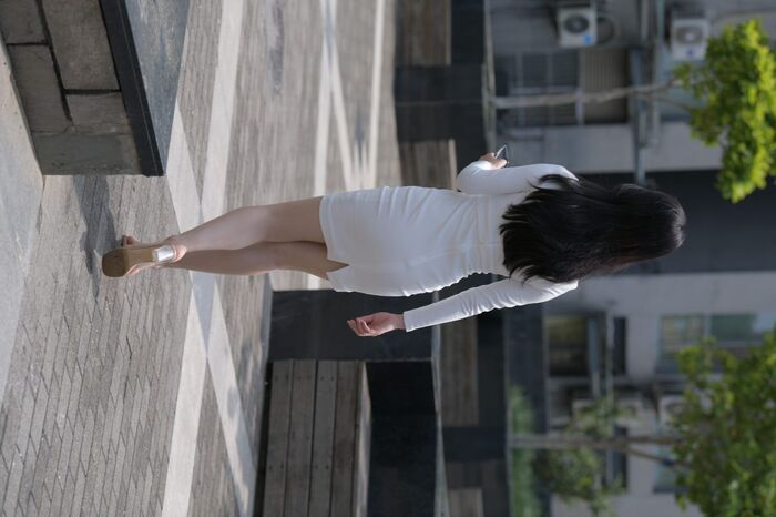 MoJing 魔镜街beat No.137 Street photo of beauty in white uniform C 35th image