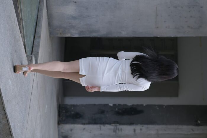 MoJing 魔镜街beat No.137 Street photo of beauty in white uniform C 47th image