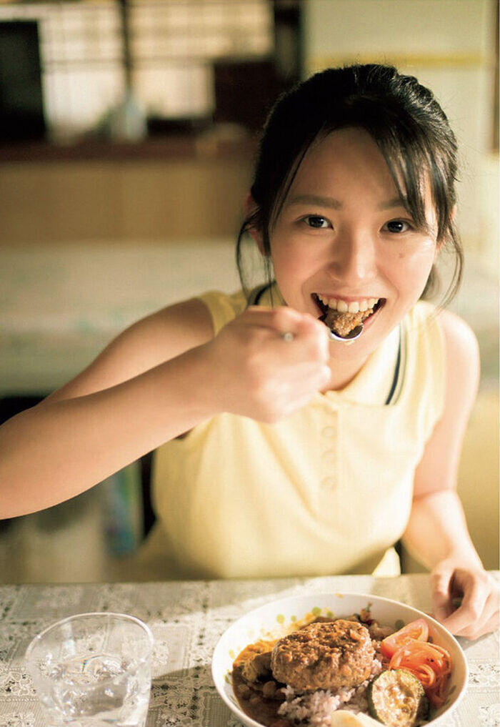 19-year-old new actress Momo-chan's freshly arrived fresh beautiful body in Tokyo! 6th image