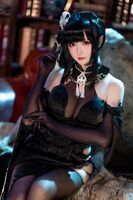 Coser 小姐姐星之迟迟奇奢华苑主题性感黑色薄纱礼服配破烂黑丝裤袜诱惑Photo 85P