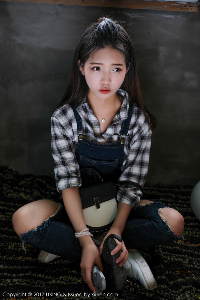 [UXING优星馆]Vol.044_童颜巨乳嫩模可爱的小叶子脱牛仔衬衫秀完美曲线诱惑写真40P 10th image