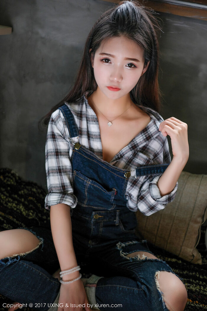 [UXING优星馆]Vol.044_童颜巨乳嫩模可爱的小叶子脱牛仔衬衫秀完美曲线诱惑写真40P 14th image