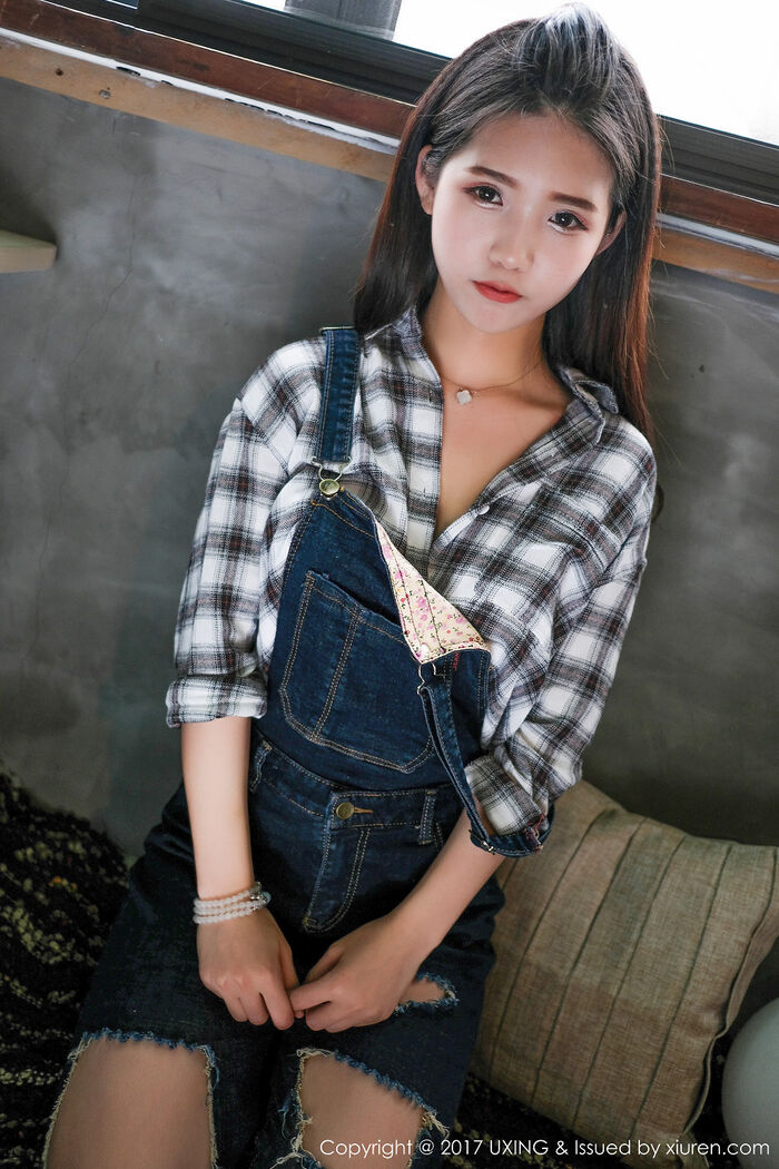 [UXING优星馆]Vol.044_童颜巨乳嫩模可爱的小叶子脱牛仔衬衫秀完美曲线诱惑写真40P 17th image
