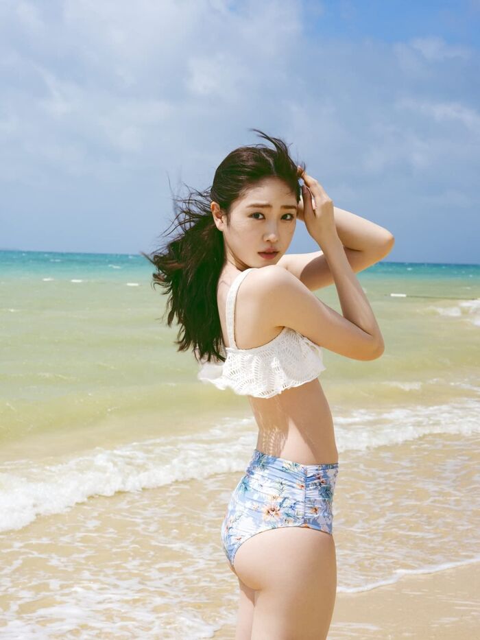 【Image】Hikaru Takahashi lifts ban on wearing underwear! From the 2nd photo book 'Adorable' of the two-sword style actress, the first swimsuit &amp; underwear cut of life is released in the week pre-show! 10th image