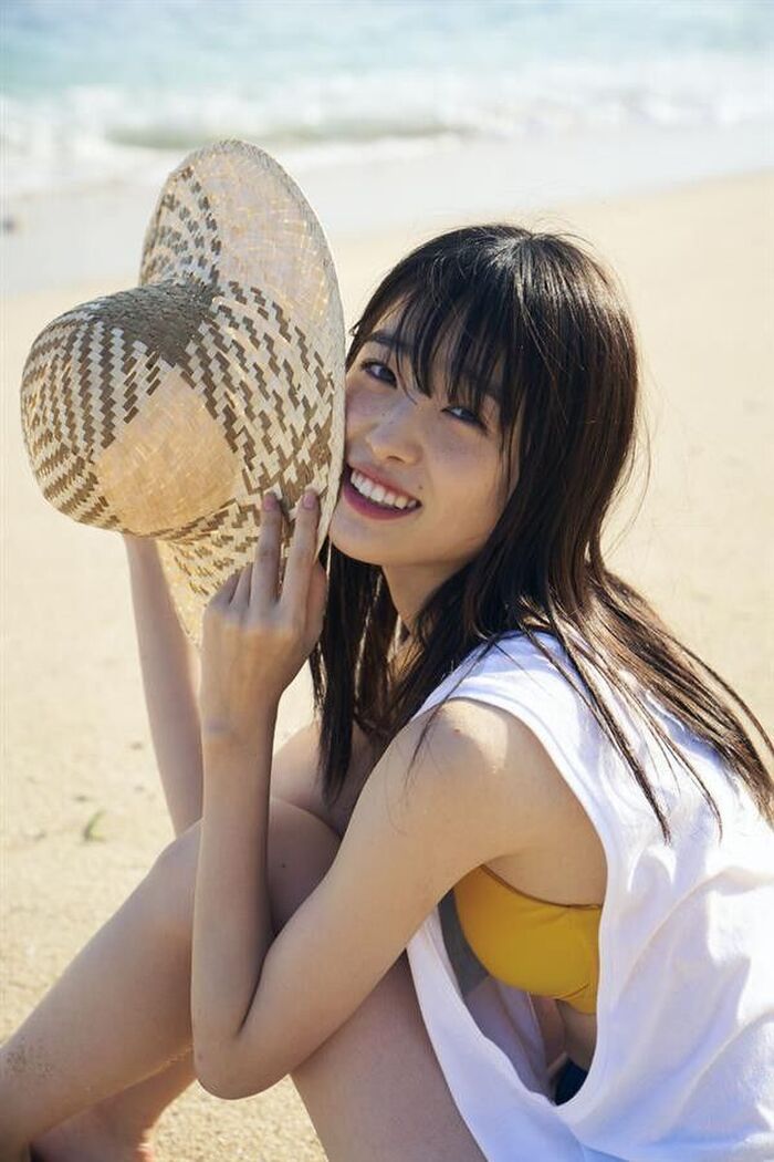 【Image】Hikaru Takahashi lifts ban on wearing underwear! From the 2nd photo book 'Adorable' of the two-sword style actress, the first swimsuit &amp; underwear cut of life is released in the week pre-show! 15th image