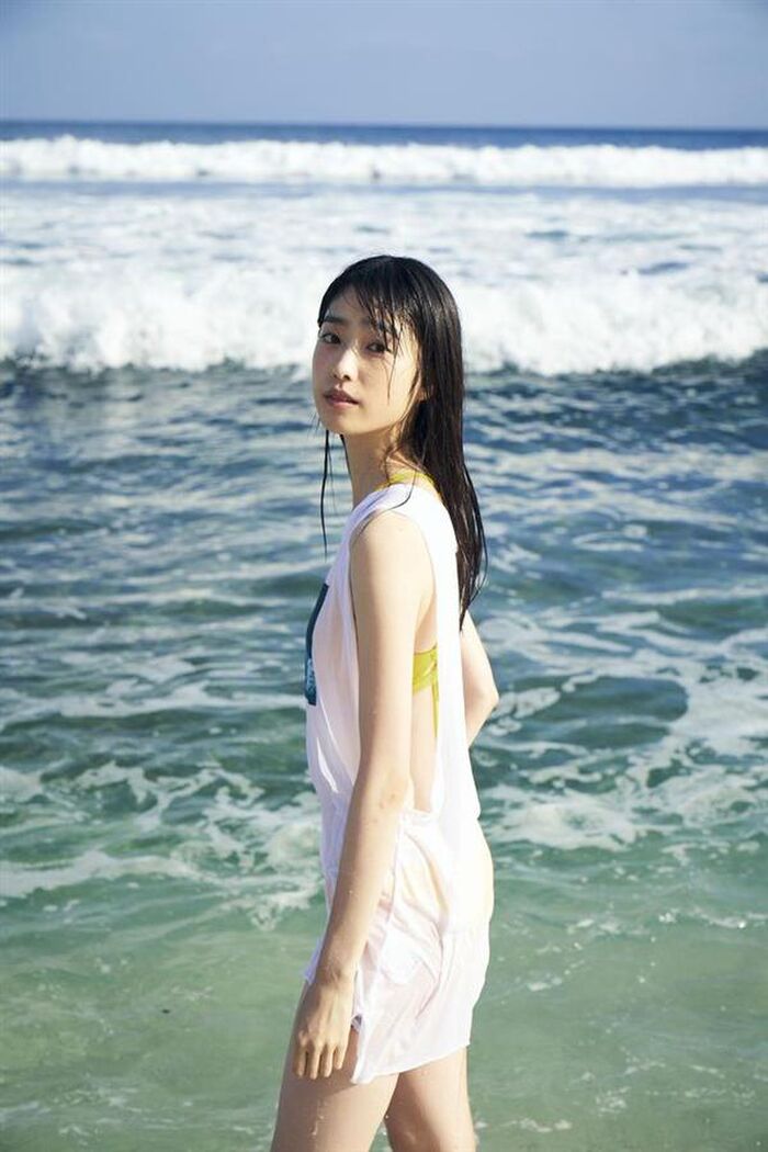 【Image】Hikaru Takahashi lifts ban on wearing underwear! From the 2nd photo book 'Adorable' of the two-sword style actress, the first swimsuit &amp; underwear cut of life is released in the week pre-show! 16th image