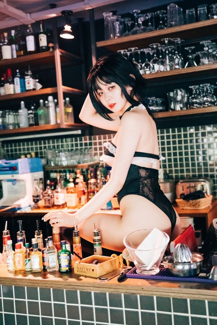 Loozy Zia 지아 - SM Bar A 12th image