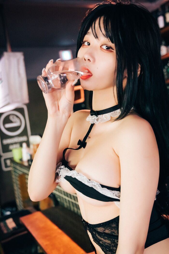 Loozy Zia 지아 - SM Bar A 54th image