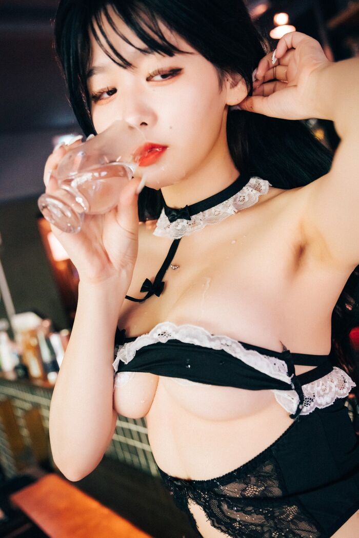 Loozy Zia 지아 - SM Bar A 56th image