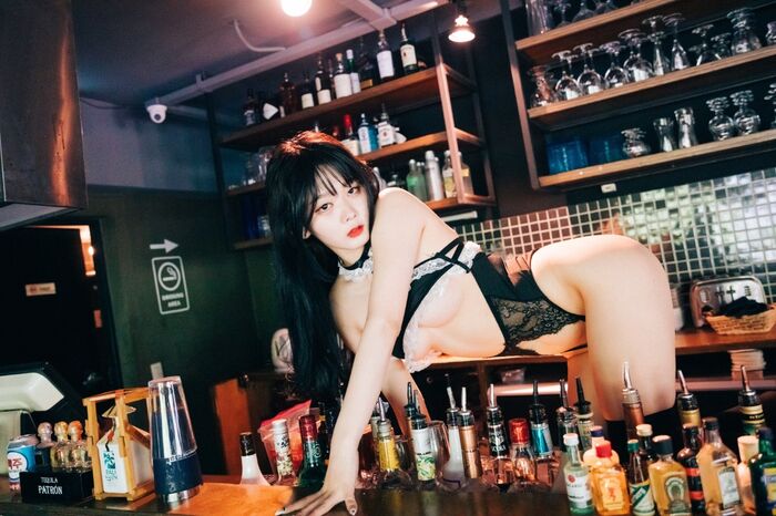 Loozy Zia 지아 - SM Bar A 7th image