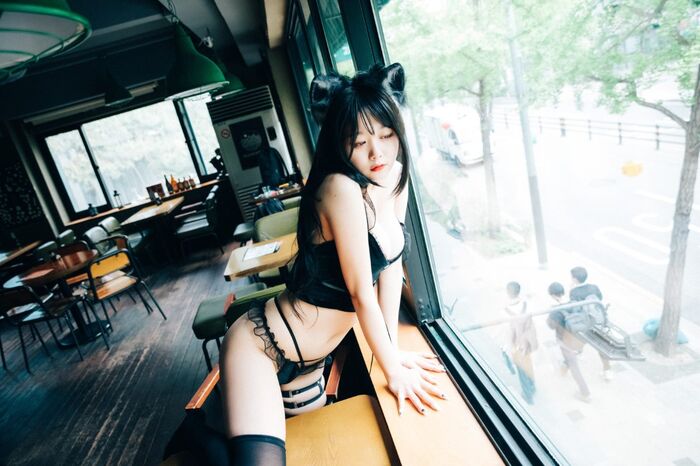 Loozy Zia 지아 - SM Bar A 81th image