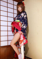 It is an image of an older sister who seems to like etch feeling H in Japanese clothes and kimono yukata, especially erotic [38 photos]