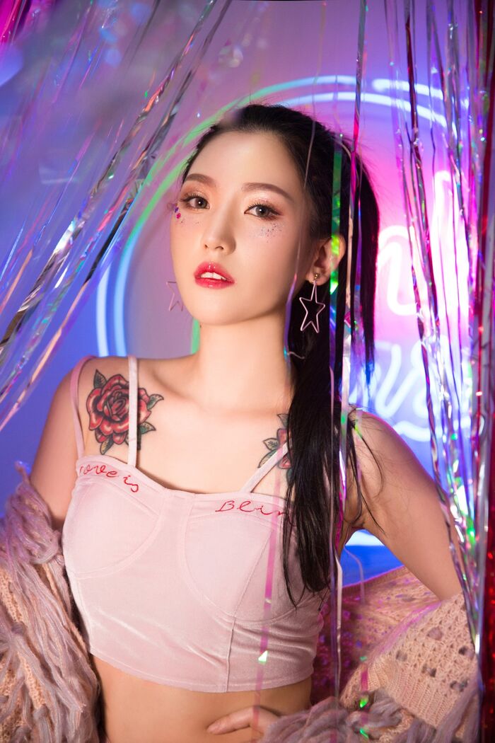 YaLaYi 雅拉伊 Vol.971 Yi Ming 26th image