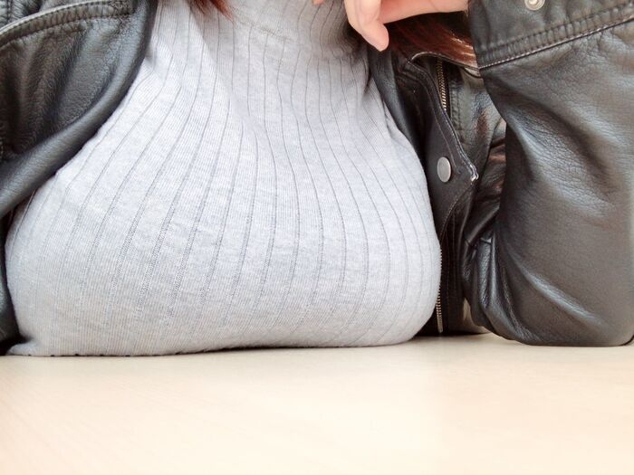 Erotic images of desk and 4th image
