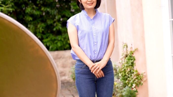Nanami Ichikawa Married woman who forgets her family and cums continuously 19th image