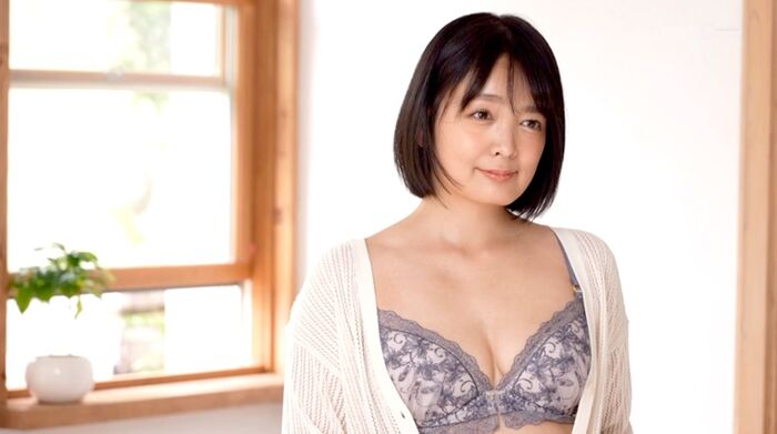 Nanami Ichikawa Married woman who forgets her family and cums continuously 27th image