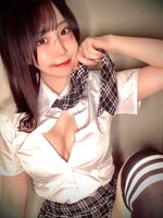 【Image】Female voice actor ejaculates obediently by releasing her erotic proud breasts