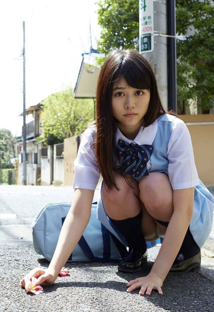 185 Shizaki Hinata erotic moving images! I Cup Colossal Gradle Hami Breast Egui Swimsuit Gravure and Undressing Gravure Summary 100th image