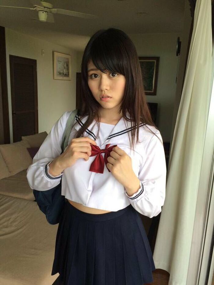 185 Shizaki Hinata erotic moving images! I Cup Colossal Gradle Hami Breast Egui Swimsuit Gravure and Undressing Gravure Summary 26th image