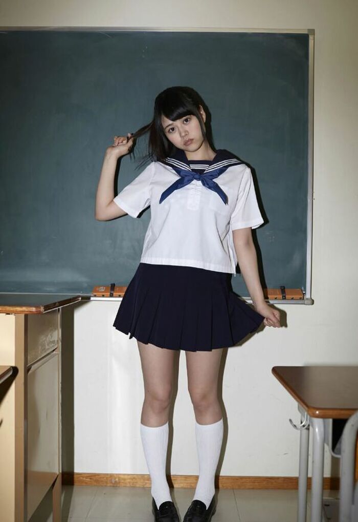 185 Shizaki Hinata erotic moving images! I Cup Colossal Gradle Hami Breast Egui Swimsuit Gravure and Undressing Gravure Summary 27th image