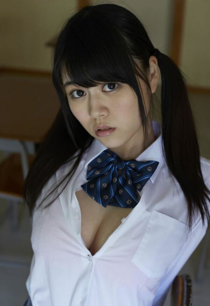 185 Shizaki Hinata erotic moving images! I Cup Colossal Gradle Hami Breast Egui Swimsuit Gravure and Undressing Gravure Summary 80th image