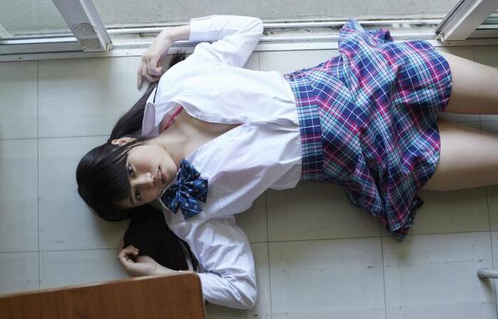 185 Shizaki Hinata erotic moving images! I Cup Colossal Gradle Hami Breast Egui Swimsuit Gravure and Undressing Gravure Summary 81th image