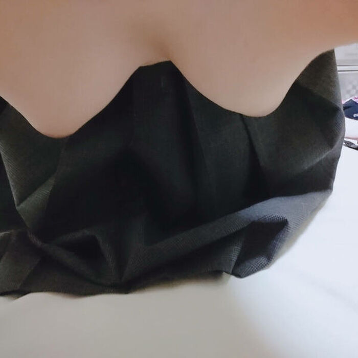 74 erotic images of on all fours! Summary of breasts of a busty woman who drooped down under its own weight due to gravity 30th image