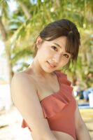 [Image] AKB48 Maria Shimizu lifts the ban on swimsuit gravure! In the "Weekly Pre", Miya is boldly exposed in a small bikini!