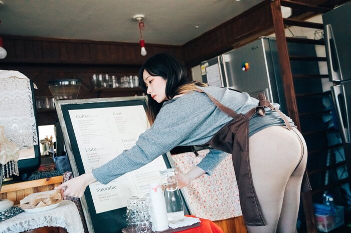 Loozy Bambi 밤비 - Cafe Alba Part 1 29th image
