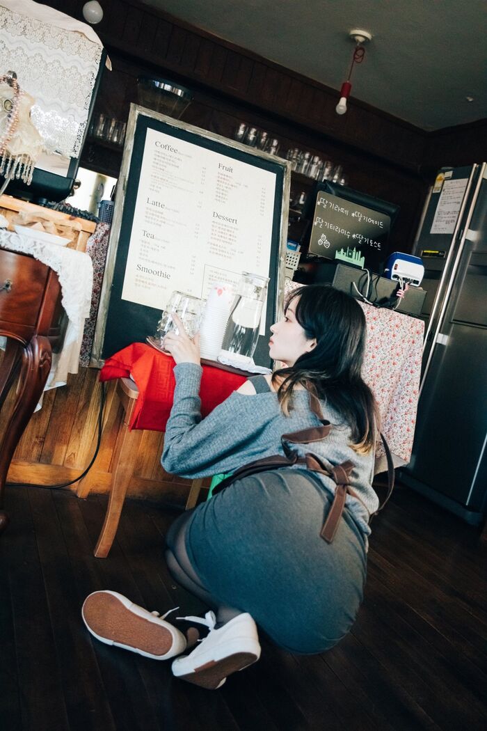 Loozy Bambi 밤비 - Cafe Alba Part 1 32th image