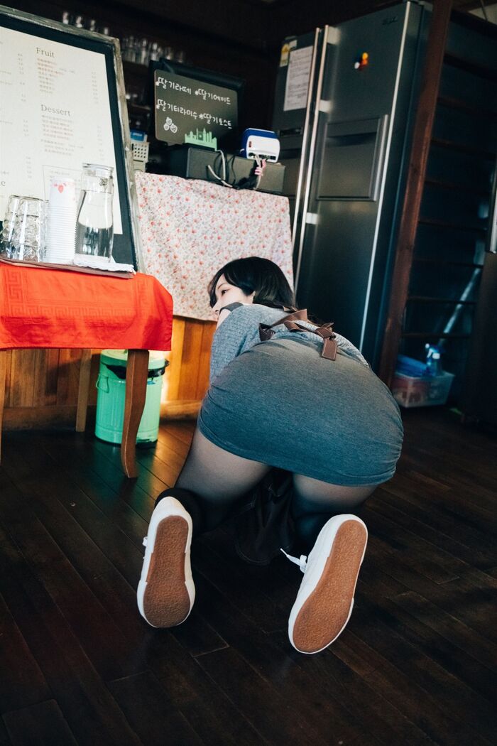 Loozy Bambi 밤비 - Cafe Alba Part 1 34th image