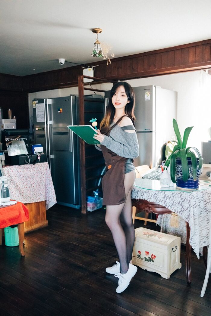 Loozy Bambi 밤비 - Cafe Alba Part 1 38th image