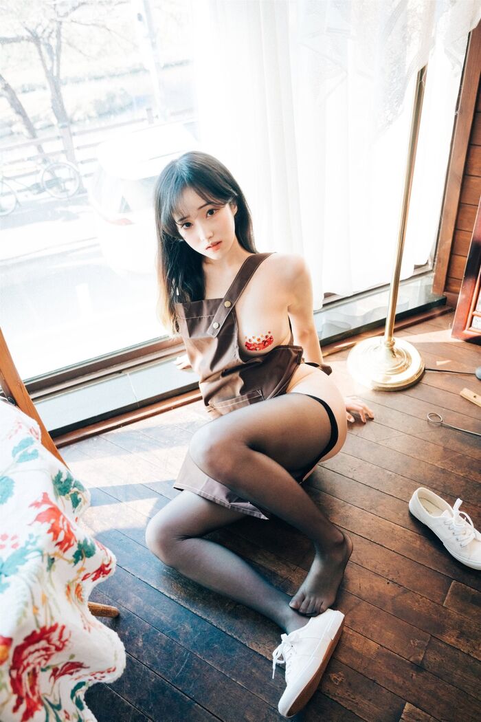Loozy Bambi 밤비 - Cafe Alba Part 1 53th image
