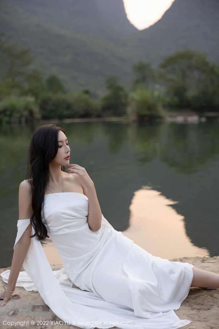 [XiaoYu画语界] Vol.884_ Goddess Wang 馨瑶yanni杭州旅拍户外白蕾丝内衣配白丝袜诱惑Photo 87P 13th image