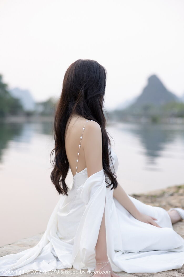 [XiaoYu画语界] Vol.884_ Goddess Wang 馨瑶yanni杭州旅拍户外白蕾丝内衣配白丝袜诱惑Photo 87P 2th image
