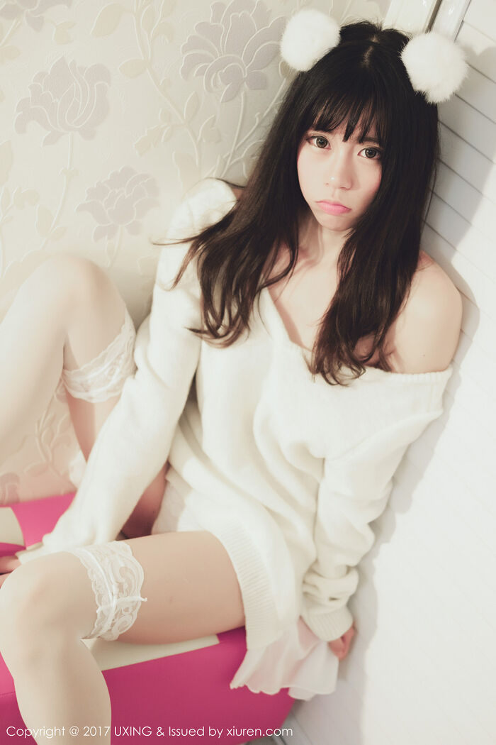 [UXING优星馆]Vol.048_嫩模Yo酱居家学生装+白色蕾丝袜清爽美萝莉性感写真32P 11th image