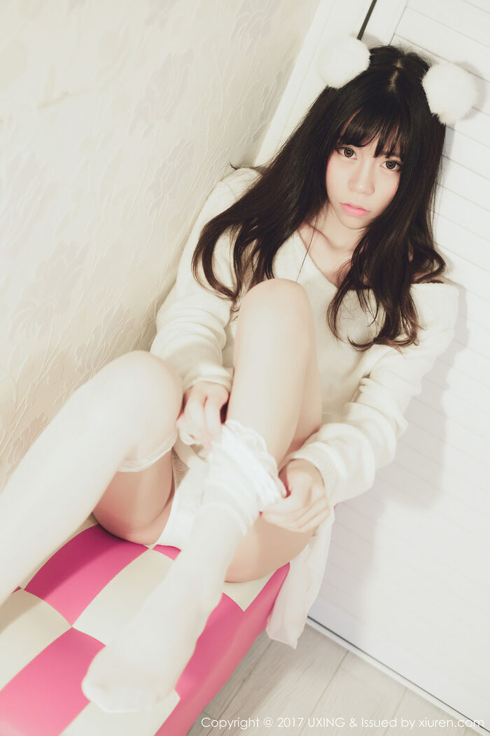 [UXING优星馆]Vol.048_嫩模Yo酱居家学生装+白色蕾丝袜清爽美萝莉性感写真32P 13th image