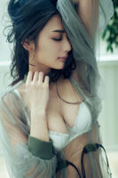 G cup actress Moemi Katayama, the image of the latest photo book M is too bewitching ... Boldly exposing soft breasts and the crack of the buttocks, expressing a woman with a strong core!