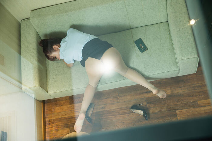 [Toutiao 头条Goddess] No.S048_嫩模玄子凤舞白沙主题私房黑裙下无内肉丝裤袜诱惑Photo 48P 45th image