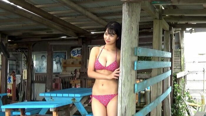 127 Minami Miyuka erotic moving images! G cup too big idol radical swimsuit gravure summary 74th image
