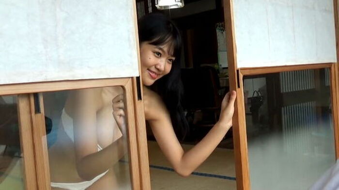 127 Minami Miyuka erotic moving images! G cup too big idol radical swimsuit gravure summary 77th image