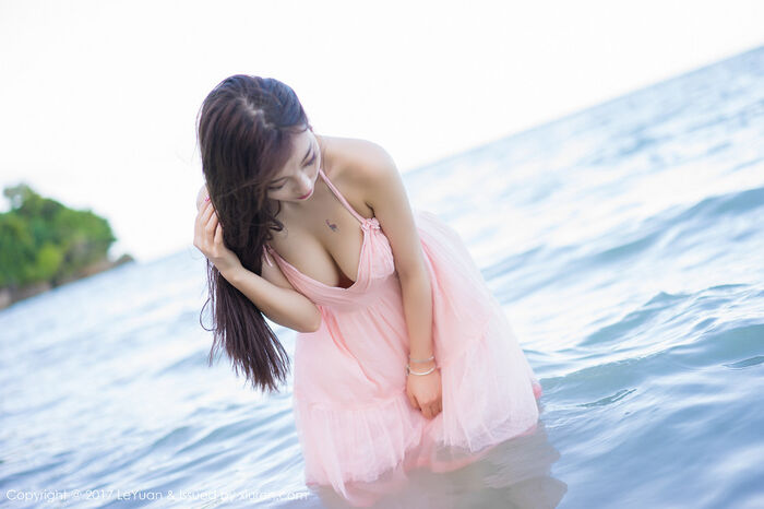 [LeYuan星乐园] Vol.035_ Goddess 杨晨晨sugar海边powder红露背吊带裙vacuum秀美milk诱惑Photo 54P 16th image
