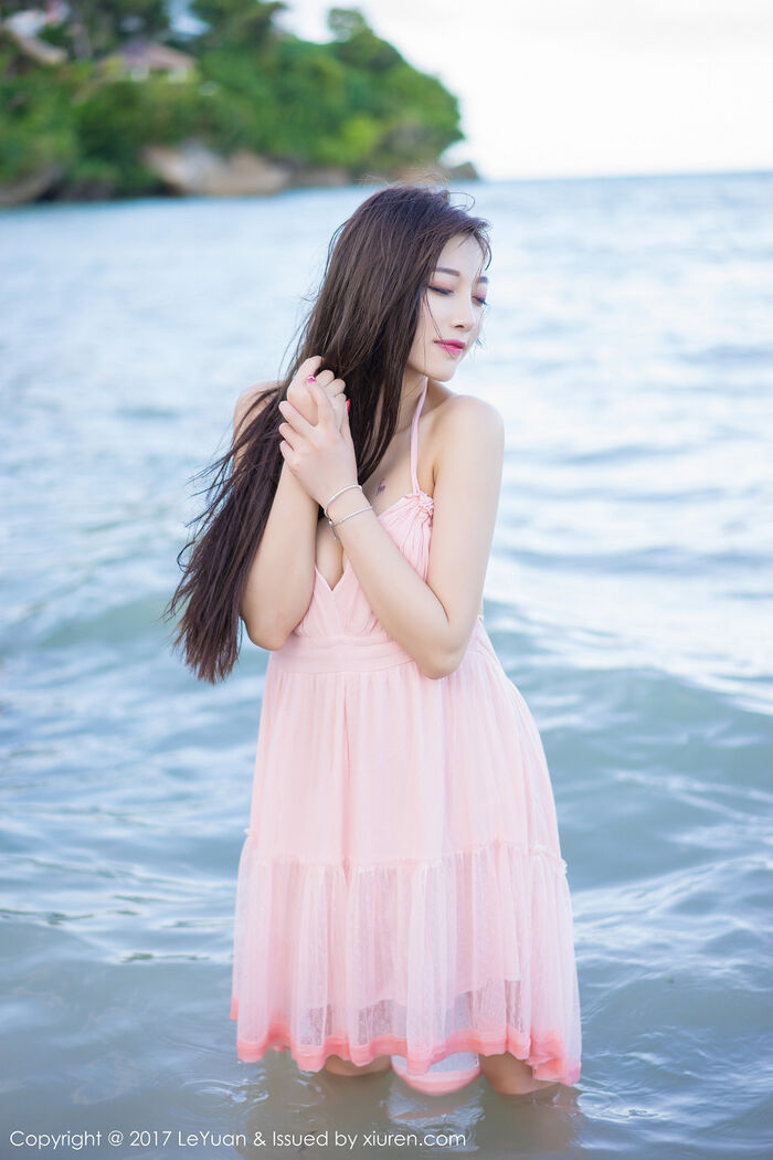 [LeYuan星乐园] Vol.035_ Goddess 杨晨晨sugar海边powder红露背吊带裙vacuum秀美milk诱惑Photo 54P 17th image