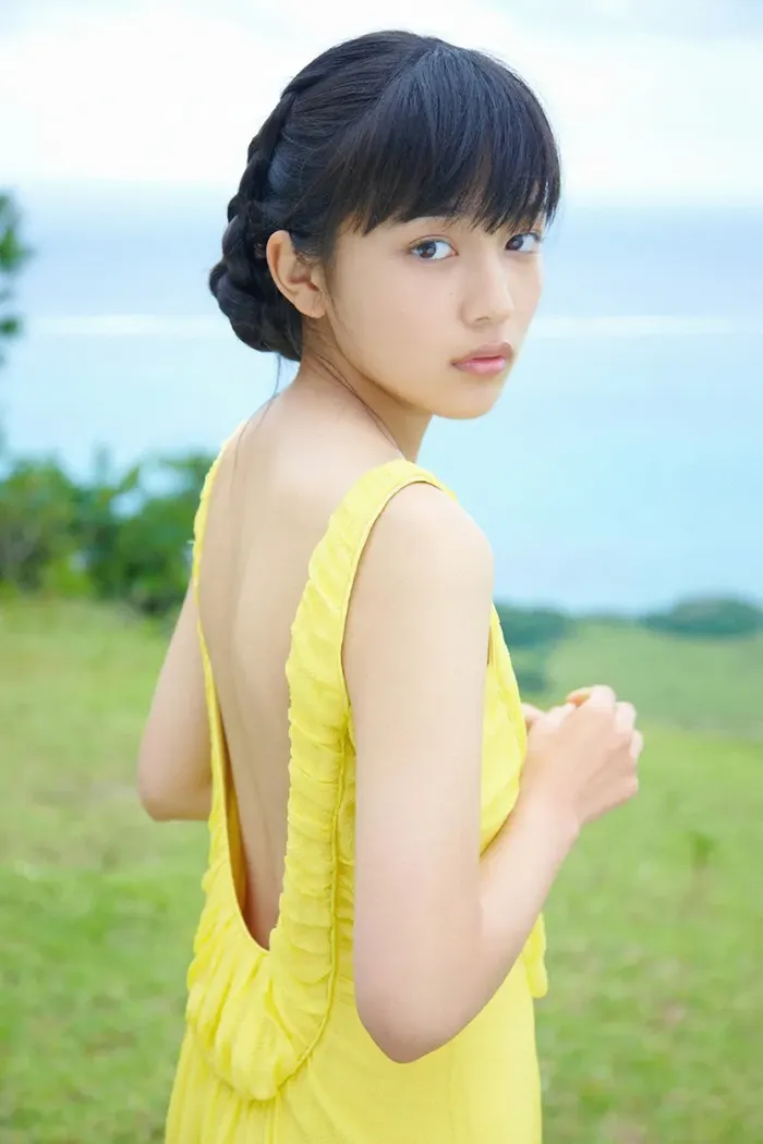 [181 high-quality erotic images of Haruna Kawaguchi] The ability to serve as Taiga is the actress's precious bathing nude &amp; swimsuit gravure 12th image